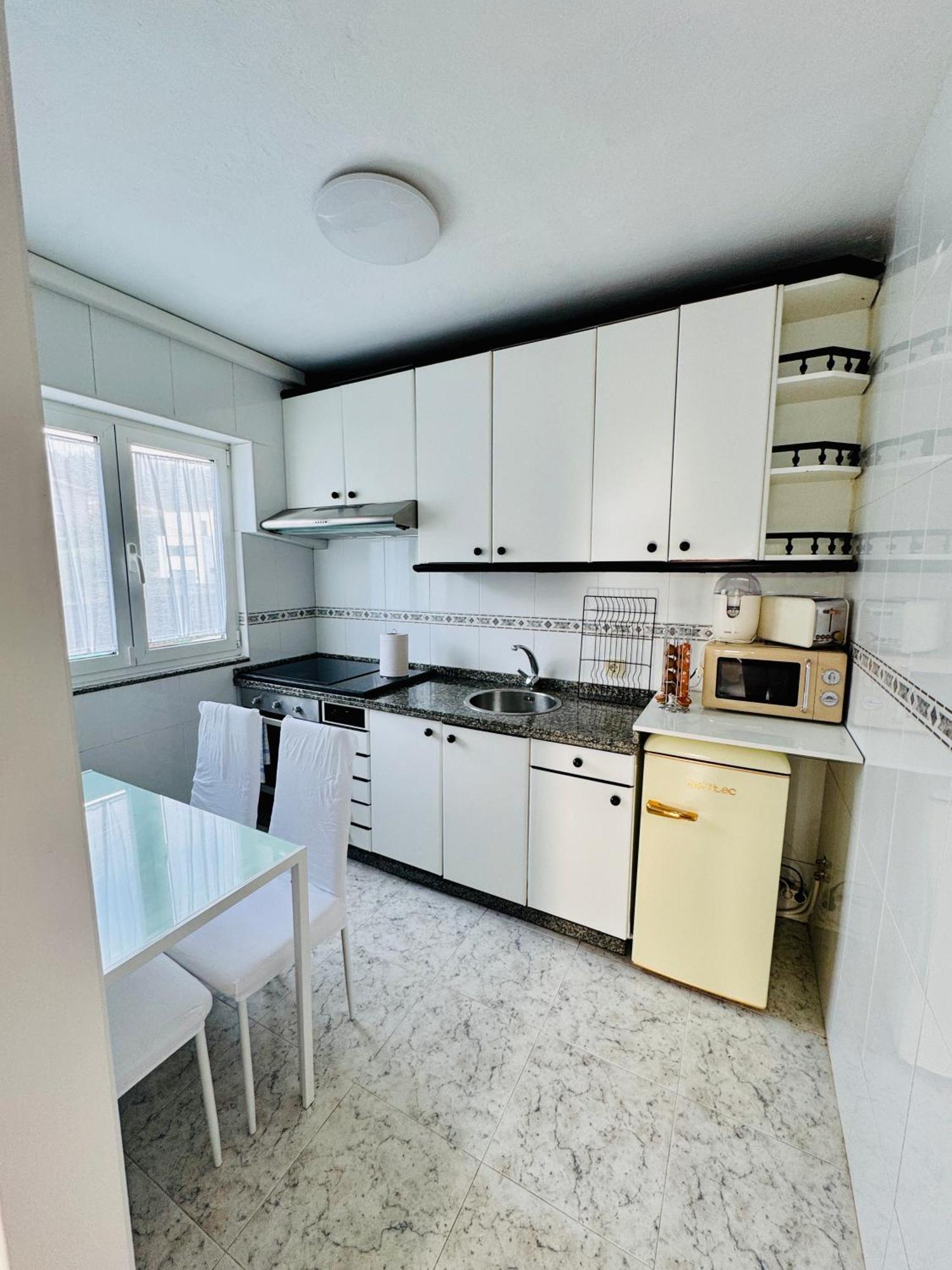 Piso Maruja - Cee Apartment Bagian luar foto